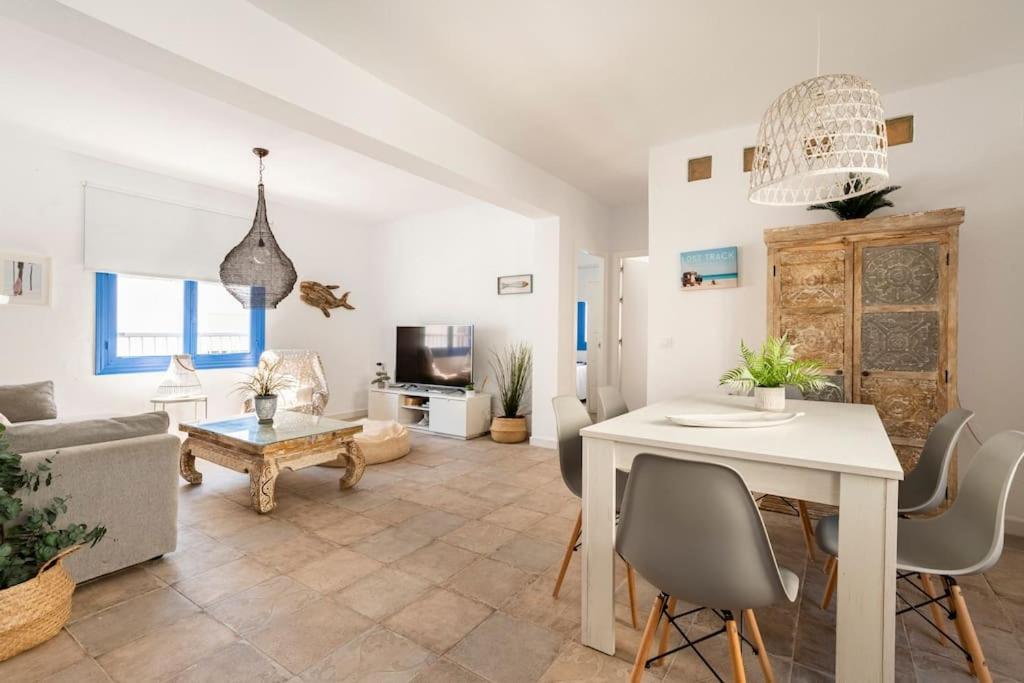Ferienwohnung Espectacular Casa Muy Luminosa Con Azotea Conil De La Frontera Exterior foto